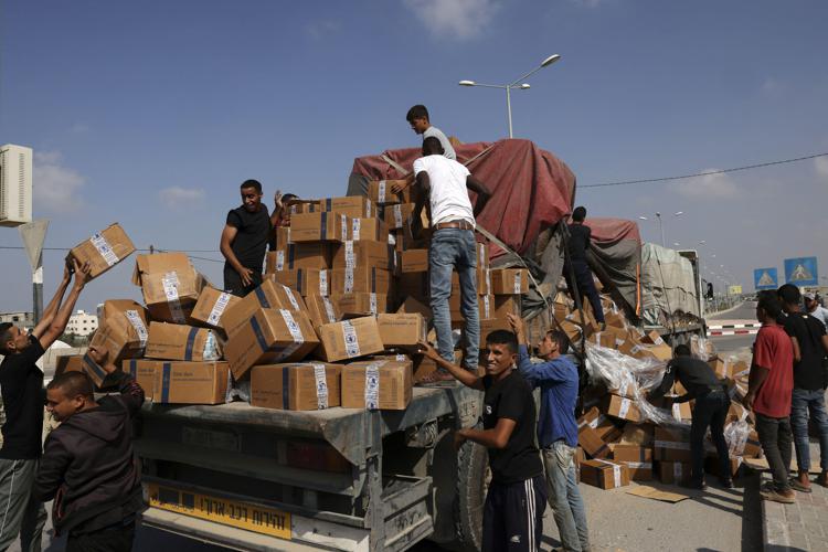 Camion di aiuti a Gaza - Afp